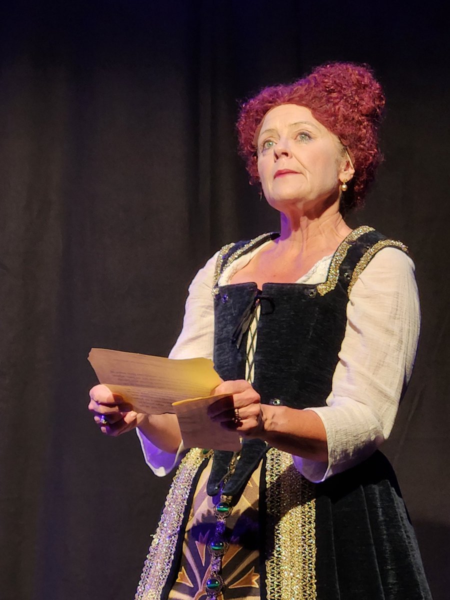 Flying Solo! Presents tweet media