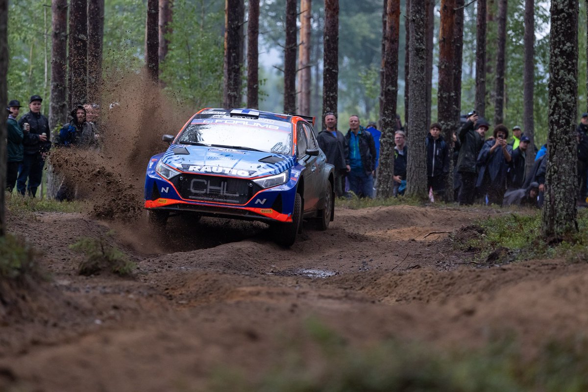 Some bad news 🙃 We are forced to retire the car as we were not able to get back to service with the issues in the power-steering. We'll see if the team can get the car up and running for the final day of Rally Finland. 

#HMSGofficial #WRC2 #RallyFinland <a href="/OfficialWRC/">FIA World Rally Championship</a>