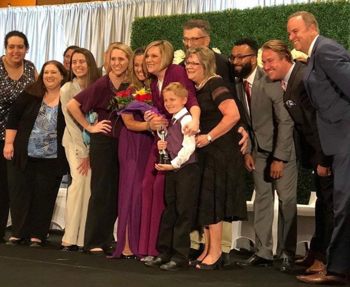 SFAVBsister's tweet photo. RIP Mark ๐ญ๐What a celebration of life to remember yesterday! I will ALWAYS love my #FedExFamily ๐ Love and prayers to Rhonda, twin sons Ryan and Thomas, and ALL who were blessed to know and be a part of Markโs VERY full & bright dash! #BestPrivateEquityTeamEver https://t.co/zPB7d3cVcG