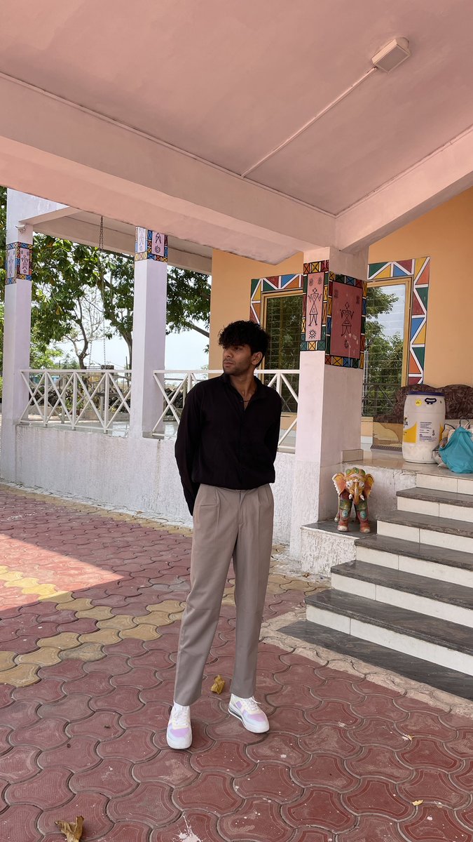 ssumitmaran's tweet photo. 💸 https://t.co/JlOolSjEYQ