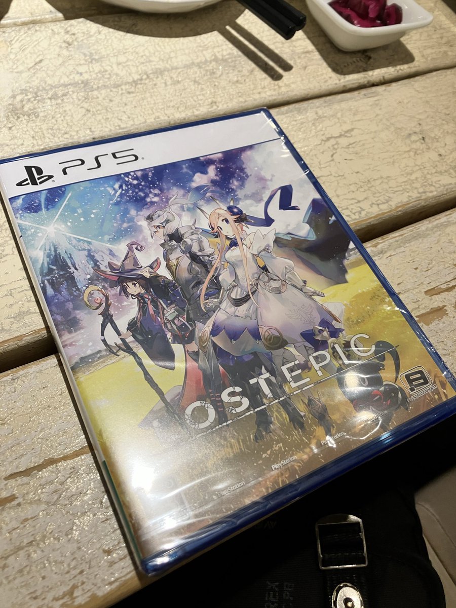 Nino_or2's tweet photo. わーい。独立して１作目。ロストエピックのパッケージ版先行入手。
アクションパート(Spine)1人で作ったからねー。思い入れがすごい。
本発売は8/8！よろしければ皆さんも遊んでみてください。 https://t.co/uiUyNw25Z7