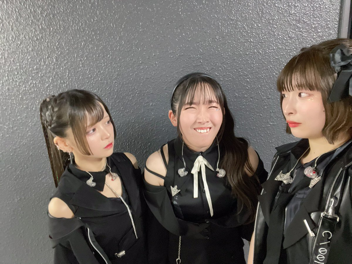 小澤麗那 tweet media
