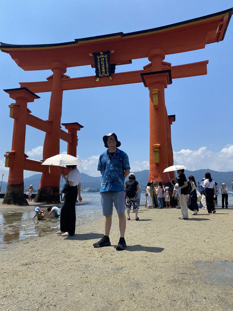 William Staugaard tweet media