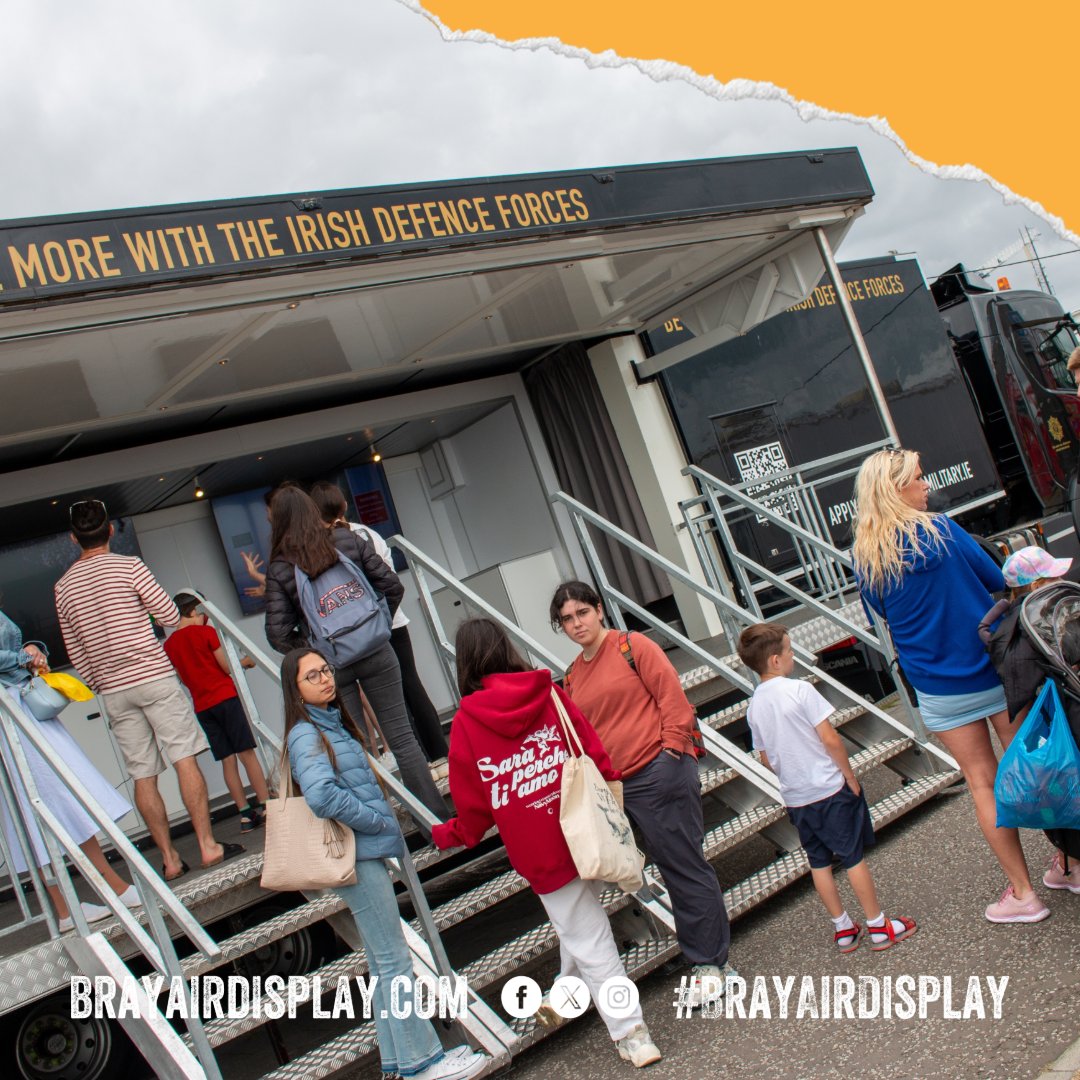 BrayAirShow's tweet image. Festivalgoers exploring the @defenceforces / @IrishAirCorps
info hub at #BrayAirDisplay!

📅 Saturday, August 3rd only
🎢 Ground Entertainment from 12 pm
✈️ Airshow at 3 pm
ℹ︎ ➜ brayairdisplay.com

#SummerInBray #LoveBray