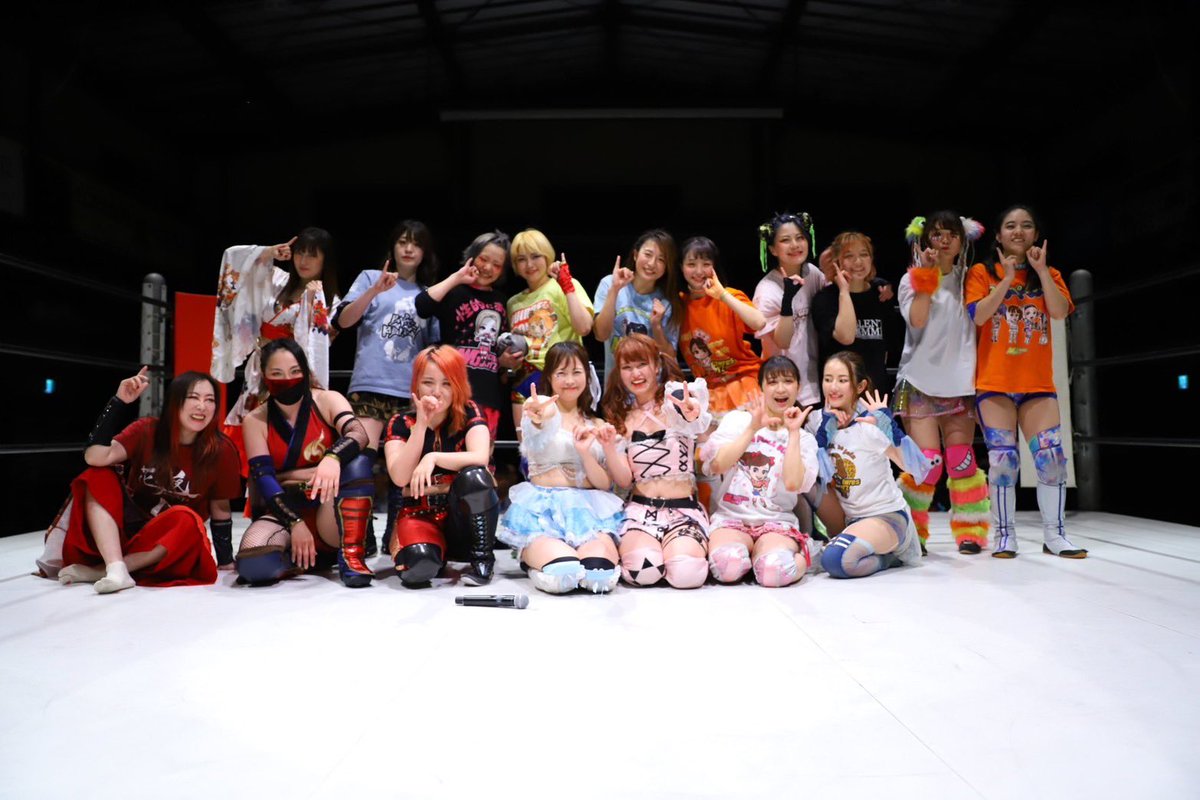 atarashii_fes's tweet photo. 8月11日(日)15:30〜
アクトレスガールズ
女優がプロレスを学び、アクションにプロレスを取り入れた舞台演劇『アクトリング』と、エンターテインメントプロレス『アクトレスリング』の二本を柱とし、演劇や声優、グラビア、歌など、さまざまな場所で才能を発揮しているアクトレスガールズ。 https://t.co/E9o3eT4g1y