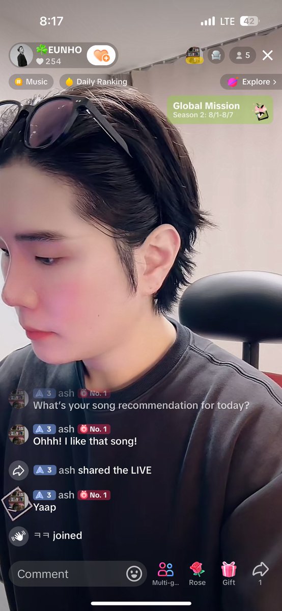 Update!

Eunho is live in tiktok! He goes live everydat ar 9pm KST

🔗 vt.tiktok.com/ZSYEfpCqv/

#UNVS #EUNHO