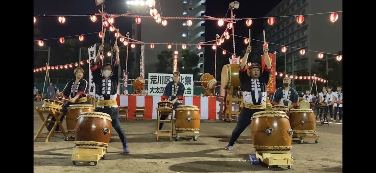 8月11日(日)12:05〜

城北流東京太鼓

若い力、若い発想を取り入れ今までにない和太鼓チームを目指して、東京を拠点に活動する。和太鼓チームです。
2018年には日テレ系ドラマ「高嶺の花」のオープニング曲や挿入曲の作曲や出演などを経て、現在も精力的に活動しています。