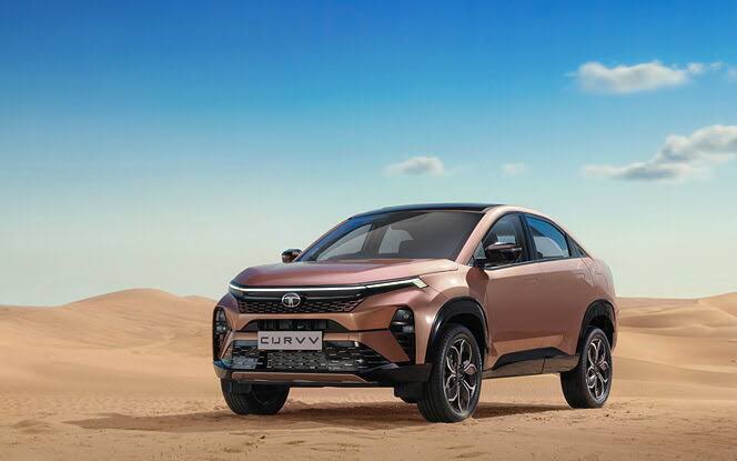 volklub's tweet photo. ** Weekly Reminder **

No matter if it’s a hatchback, sedan, coupe, or an SUV:

•Practice maintaining speed limits:
•20-25 kmph on streets
•40-50 kmph on city roads
•70-85 kmph on highways
•100 kmph on expressways
•No ego driving and encourage rear passengers to wear a seatbelt too.

•Cars are just for going from A to B safely, and one should feel lucky to have that to use it for end-to-end travel.

•Avoid riding a two-wheeler if you can afford the expenses of your car fuel.