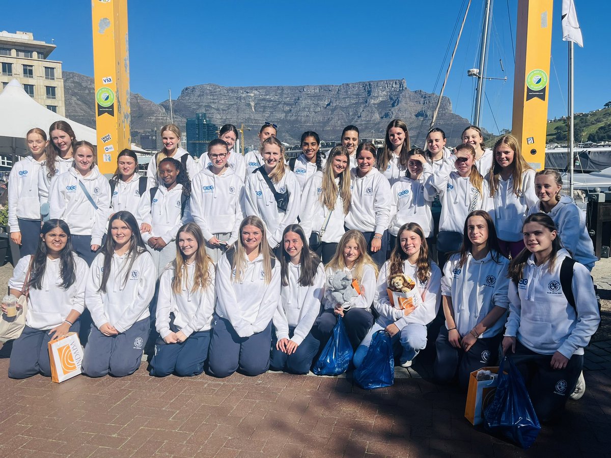 Blue skies in Cape Town! 🇿🇦🏑🏐🤩☀️🙌🏻 <a href="/completecameras/">The CCC</a> <a href="/stgeorgesedin/">St George's School, Edinburgh</a> <a href="/inspiresport/">inspiresport</a> <a href="/VandAWaterfront/">vandawaterfront</a>