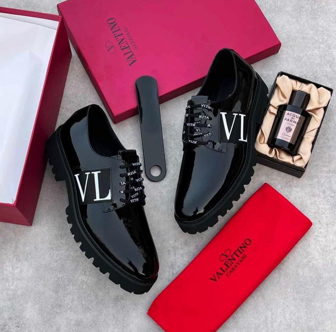 Ruqqoyah77's tweet image. F1:45,000 naira 
F2:42,000 naira 
F3:42,000 naira 

Size 40-46

📍Ibadan/Ikorodu