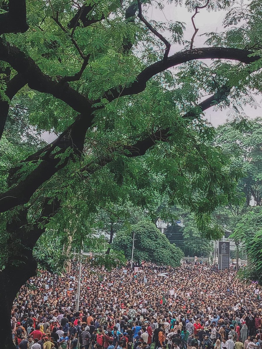 MstMetaly's tweet photo. Whole Bangladesh against #DictatorHasina 
Central Shahid Minar,Dhaka
3August,2024

#Stepdowndictatorsheikhhasina 
#StepDownHasina 
#StepdownfacistHasina 
#SaveBangladeshiStudents https://t.co/78HFDnnUdS