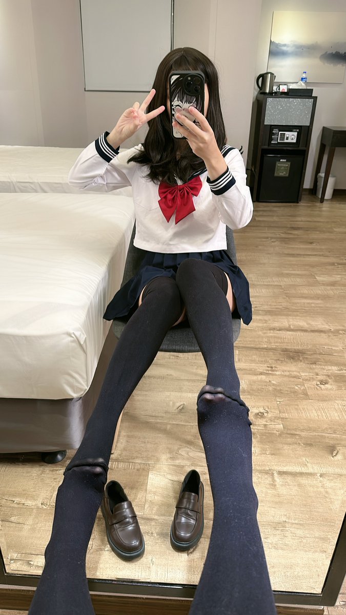 好像好久沒拍腳腳了😋 https://t.co/kwy2owIyS4