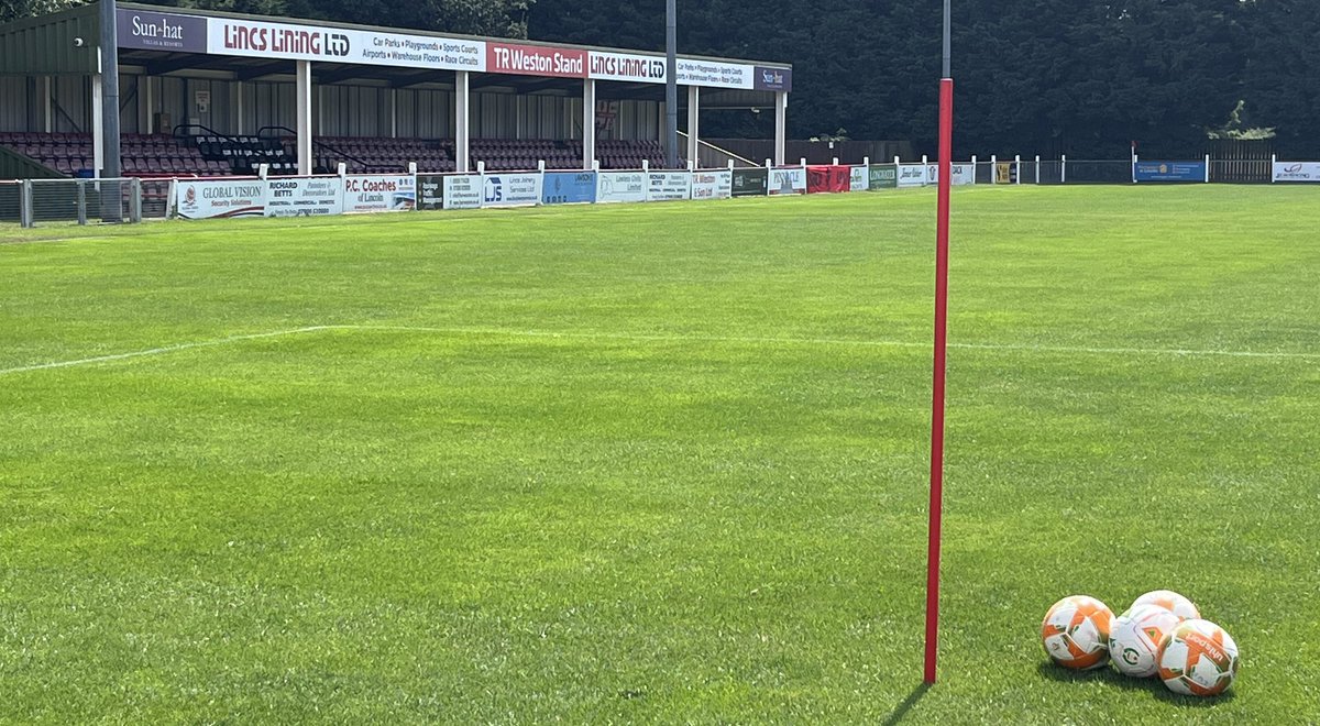 JJohnson_16's tweet photo. ⚽️ GAME 6 OF 2024/25:

#EmiratesFACup action starts now… Lincoln United host Goole AFC in the Extra Preliminary Round.

💻 Follow along on @LincSport! 

#TheWhites #LINGOL https://t.co/RE1XHyvqXp