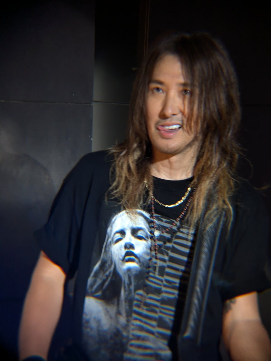 ブレとるけど世界に伝えたい舌ペロ

 #LUNAPIC
