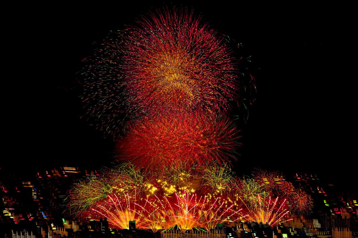 colact's tweet photo. 淀川花火大会 https://t.co/0GLp6t442Y
