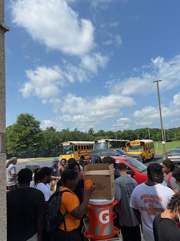 Coach Rav (@royravenell) on Twitter photo Community support is crucial to a successful program. We want to thank Maurice McNab of Omega Psi Phi Fraternity, Incorporated for coming to support the Tigers today. Our guys enjoy the cookout after getting after it at practice. <a href="/SHS_Athletics_/">Southside High School Athletics</a> <a href="/SHSouthside/">SouthsideHS</a> #Cell Community support is crucial to a successful program. We want to thank Maurice McNab of Omega Psi Phi Fraternity, Incorporated for coming to support the Tigers today. Our guys enjoy the cookout after getting after it at practice. <a href="/SHS_Athletics_/">Southside High School Athletics</a> <a href="/SHSouthside/">SouthsideHS</a> #Cell