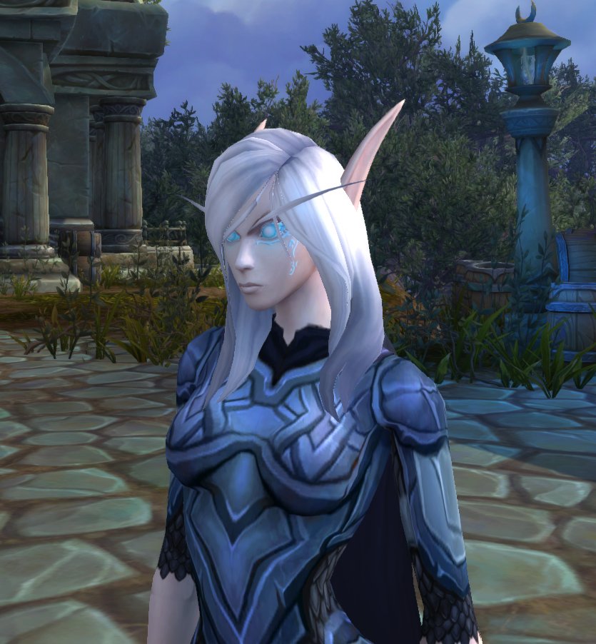 sereeynaa's tweet image. Getting there! Eyes need a little work still, but I am happy with the runes c:

#epsilonwow #oc