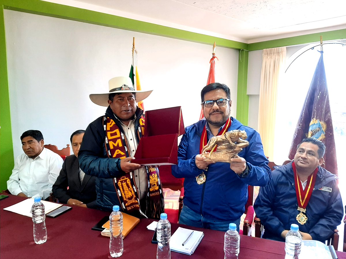 CarlosZeballosC's tweet photo. 🟥En una reunión multisectorial, hemos atendido las demandas urgentes y analizado la situación actual de la #acuicultura en nuestra región #Puno. https://t.co/1HBPTg0GlK