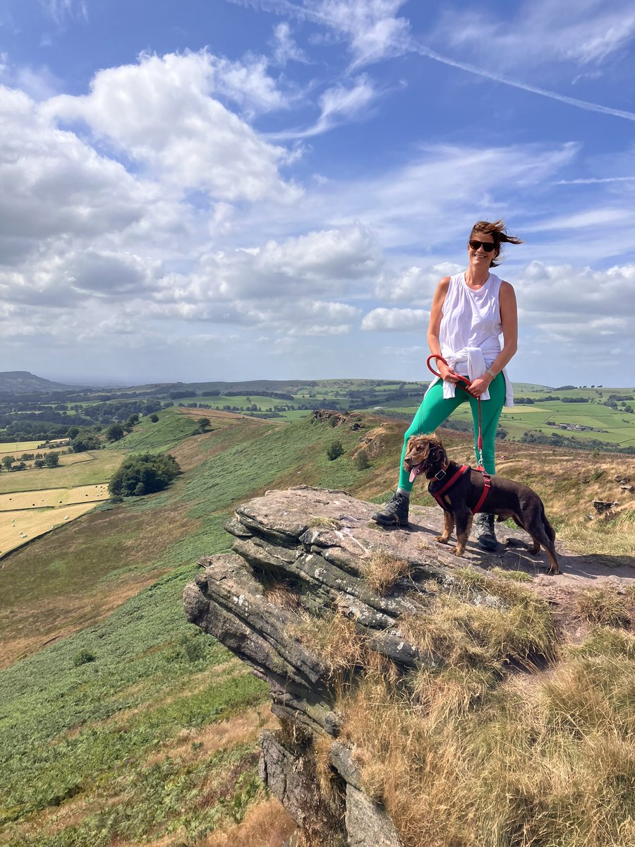 emmalayfield2's tweet photo. Who doesn’t love a hike that ends at a brewery! This is one of my favourite walks in the Peak District. #wincle #theroaches https://t.co/epJ2YUWosY