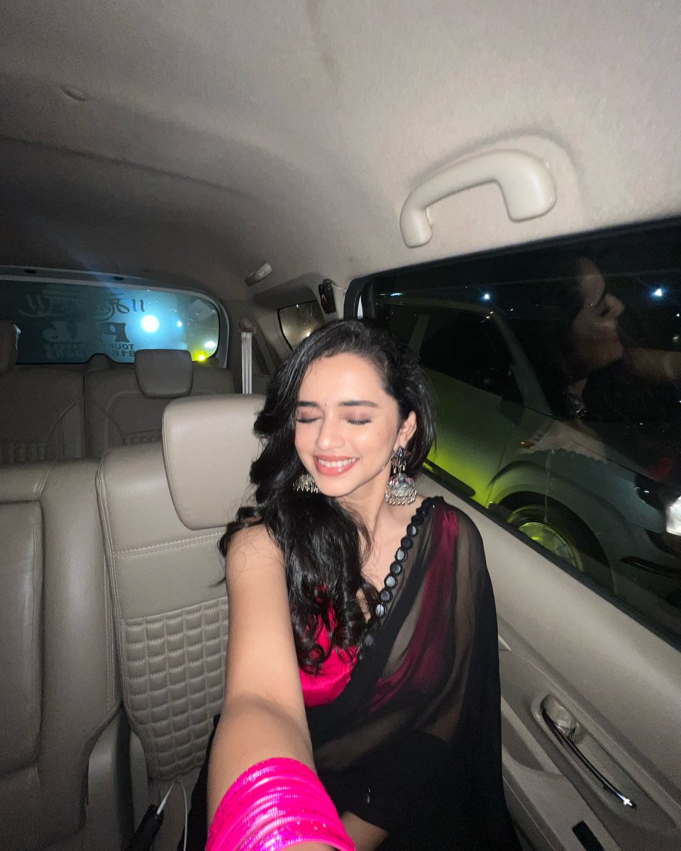 Cine_Chaser's tweet image. #AnkitaChhetri 🖤✨