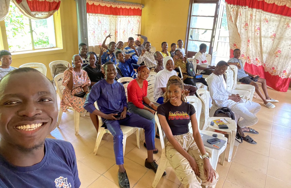 Had a fantastic time coordinating the Black In Neuro Meet-Up in Ibadan! 🎉 We celebrated Black excellence in neuroscience with great energy, inclusivity, and creativity. Thanks to everyone who joined us! 📸 #BlackJoyInNeuro #JoinTheJoy 
#BINW24 <a href="/BlackInNeuro/">Black In Neuro 🧠</a>