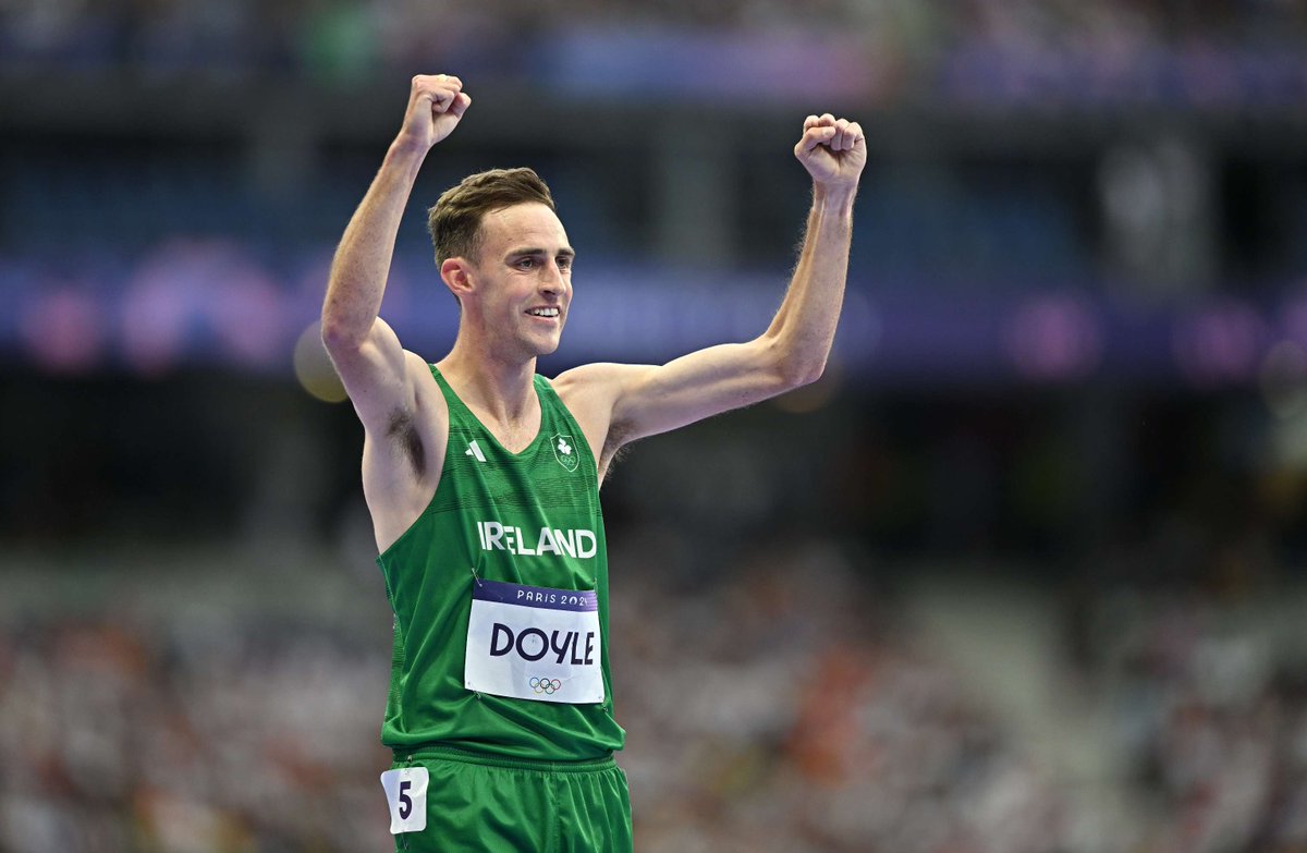 Cathal Doyle becomes the first Irish male athlete to win an Olympic 1500m round since Eamonn Coghlan heat and semi-final in 1976👏

#TeamIreland | #IrishAthletics | #Paris2024

📸 @sportsfilesam