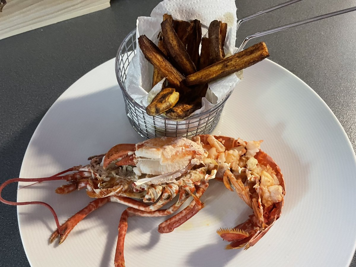 Our last bottle of <a href="/camelvalleybob/">Bob Lindo</a> 2014 sparkling Pinot noir  with our Saturday night Cornish seafood fest . Has developed beautifully 😋 🥂