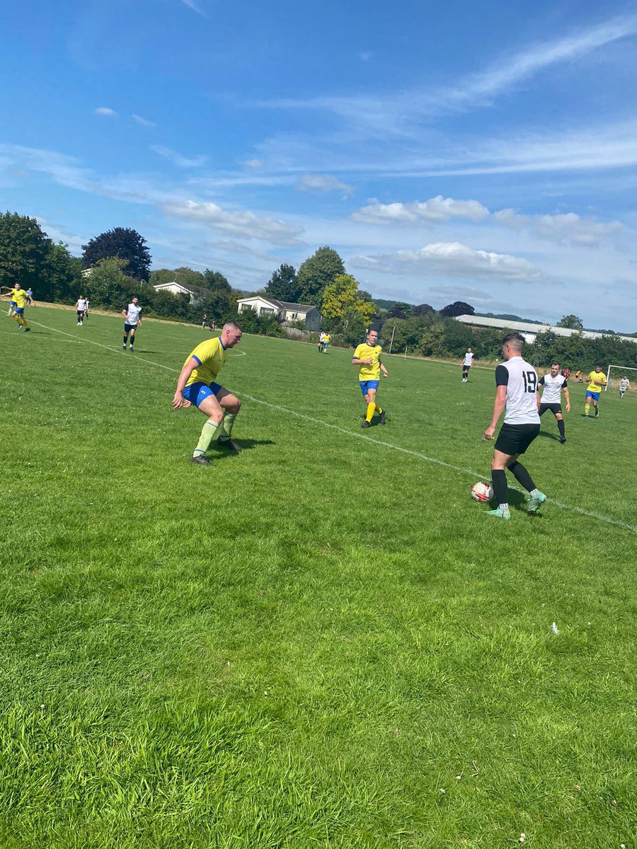 TewkesburyTown's tweet image. TTFC 6-1 @Falcons1989 

Solid start to the season, with a decent all round team performance.

⚽️⚽️ @AlexRoder3 
⚽️ @_JamieGoodwin 
⚽️ @Camy_Anderson 
⚽️ @LorcanSheehan_ 
⚽️ @nathan_newlandg 

Shoutout to @MCMoonhead for answering the late call up 🧤

Roll on Wednesday!