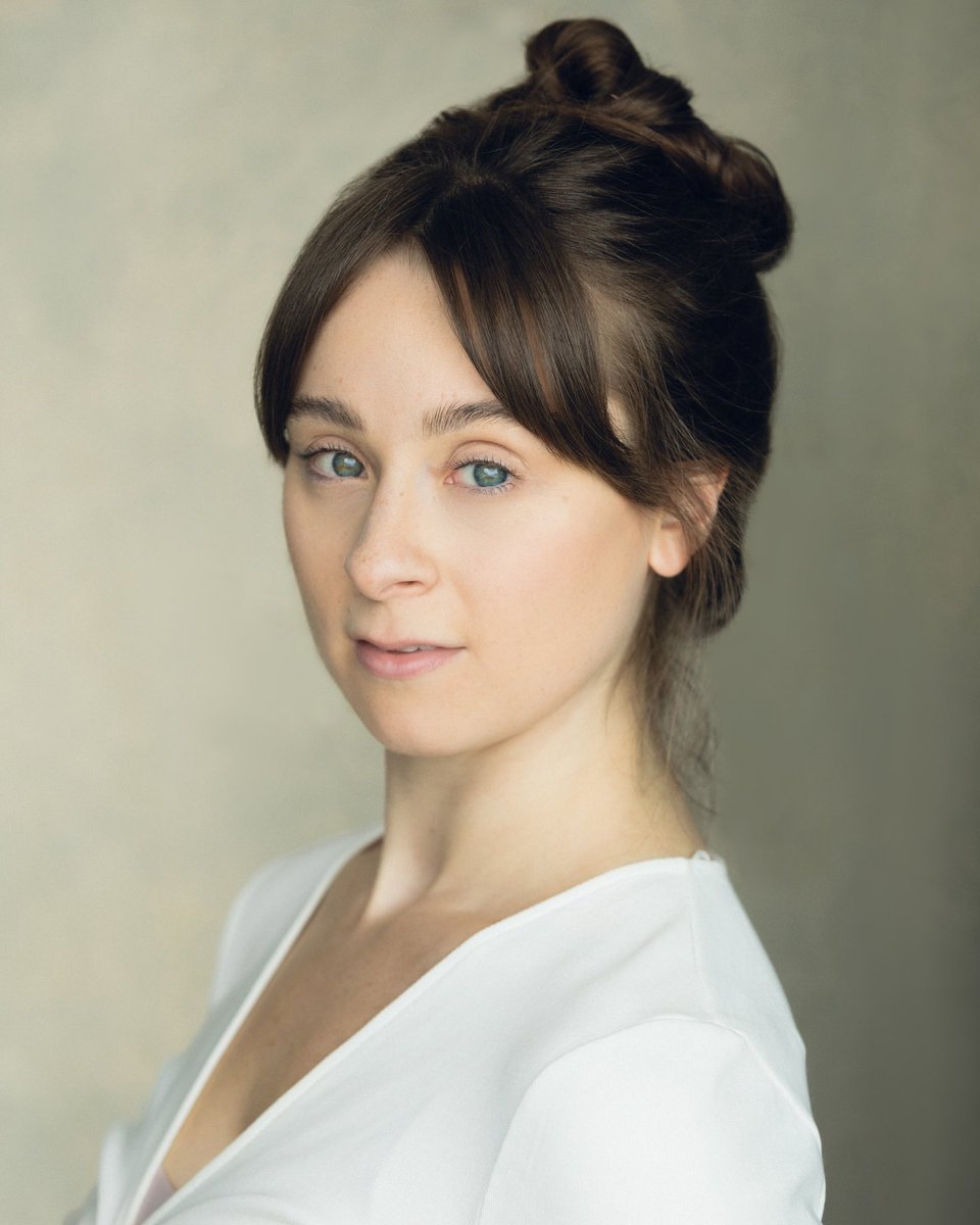 AdrienneAmelia's tweet photo. @MarcandMcc Hi Sam &amp; Clive! Hope you have a wonderful time at the fringe 🎉 I don’t have a show on there but am currently seeking rep and would love to arrange a meeting with you. I have both stage &amp; screen experience and my next performing contract starts in October

https://t.co/YbeYKuLvHK https://t.co/PcCU645lMZ