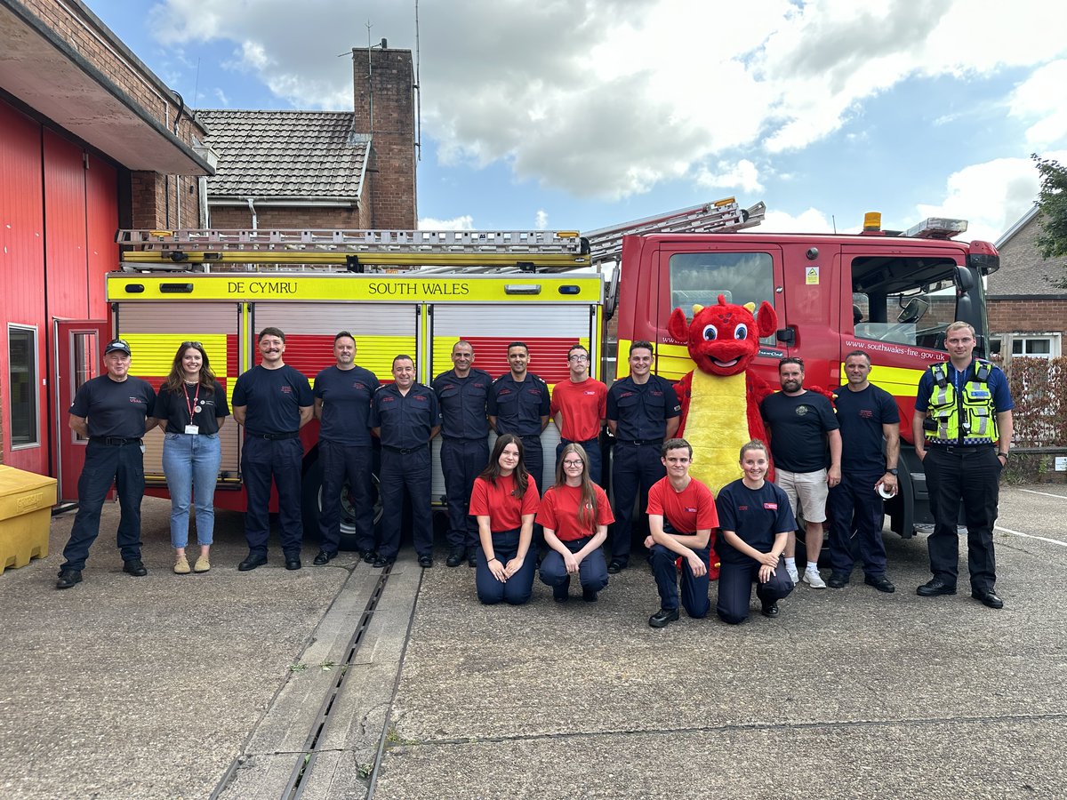 SWFireandRescue's tweet photo. 👏 A huge thank you to everyone from #TeamSouthWales and our emergency service partners for making #Whitchurch Open Day a great success. 

🚒 We hope you all had a fantastic day! https://t.co/3mdDmp9gH1