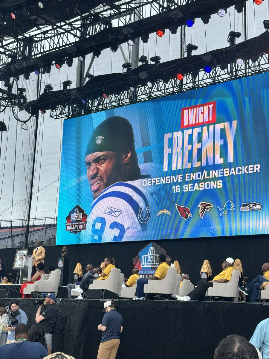PatMcAfeeShow's tweet image. We are all so incredibly proud of you @dwightfreeney.. you’ve earned that Gold Jacket tenfold

You were a phenomenal teammate.. a game changer.. and a GREAT dude.

The actual definition of a Hall Of Famer

🗣🗣 CONGRATS