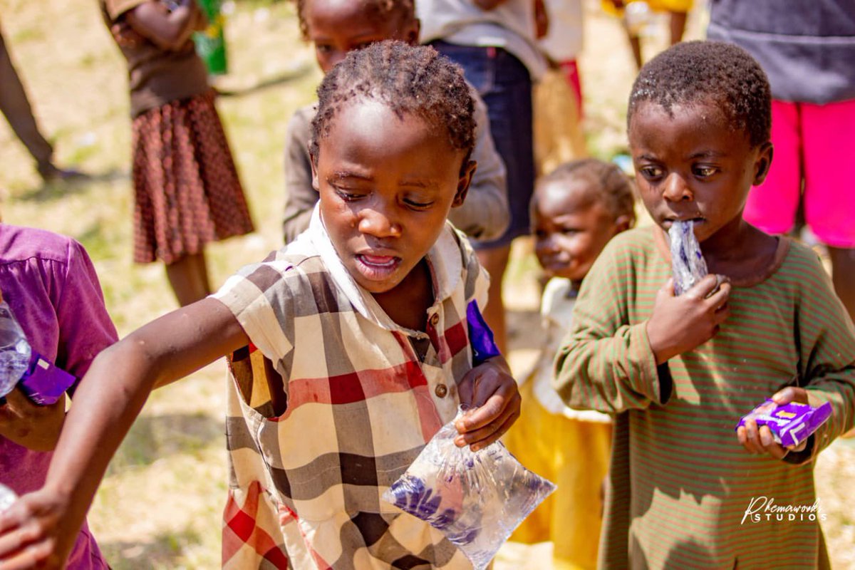 EverwellF's tweet photo. A STEP TOWARDS HEALTHIER KIDS

Recently, Everwell Wellness and Care conducted a successful deworming campaign, reaching out to about 300  families. We provided free deworming medication and educated parents on the importance of regular deworming. The positive impact was https://t.co/Db1NNVkbF9
