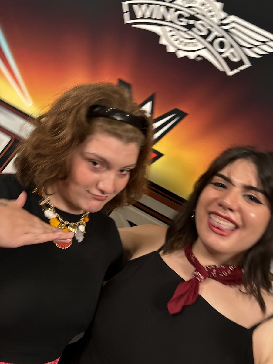 lexdigiacomo's tweet photo. Fun times yesterday with some fellow ladies in wrestling 🤭 @queenoftheringg @haleyanne_ https://t.co/iwV9bYiaa4