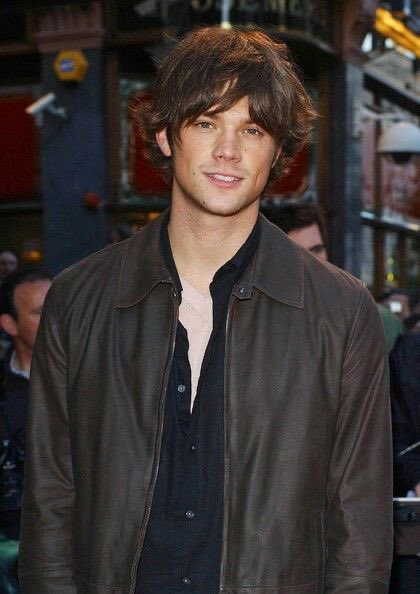 sdwinchs's tweet photo. happy #padurday with 42, jared padalecki has reached many hearts, he is still a young forever conquered hearts all over the planet 🤍🫶🏽 https://t.co/MmSDuOSW7M