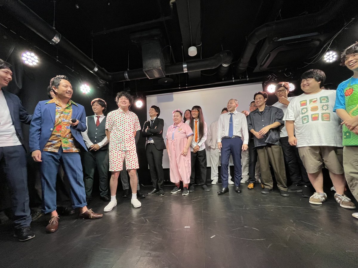 blueshiningmoon's tweet photo. #UPLIVEBATTLE
#UPLIVEBEST
私のホームはここだなぁ🥺
皆んな面白くて、暖かい。
来月もまた楽しく笑いたい!! https://t.co/3DtOsHMYXy