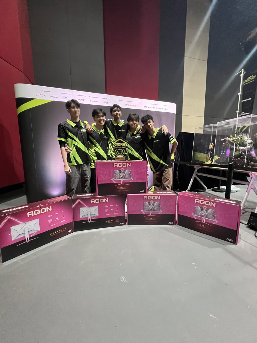 CAMPUS LEGENDS 2024 CHAMPIONS
LETS FUCKING GOOOOOOOO
<a href="/shibasappy/">shiba</a> 
<a href="/JayHVLRT/">JayH ^-^</a> 
<a href="/Brennnannnnnnn/">salty</a> 
@/proto