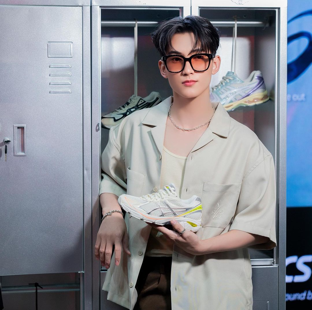 first__News's tweet image. 240803 Firstfh Headquarters Instagram update

ASICS Celebration of Movement 

#ASICSxFirst
#First_Chalongrat #รักแรกของเฟริสท์