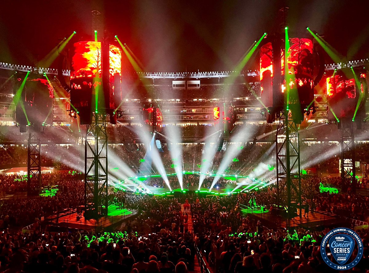 PatriotPlace's tweet photo. ⚡️METALLICA TICKET GIVEAWAY⚡️

Enter to win a pair of tickets to Night 2 of Metallica, Sunday (8/4) at @GilletteStadium! How to enter:

- Follow Patriot Place 
- Like this post on X 🤝
- Comment who you would bring! 

Drawing closes at 7pm tonight (8/3) https://t.co/M7Mp6Ssn8P