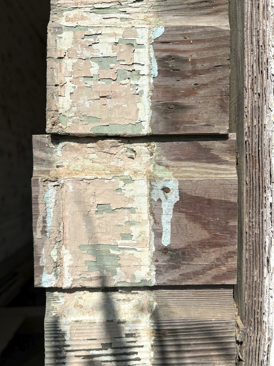 JPMurru's tweet photo. Calas naturales, estratigrafías en construcción deteriorada https://t.co/aFNq6owcnr