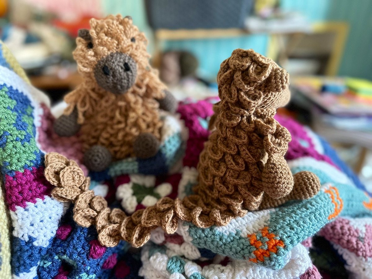 Today is just a hugely, overwhelmingly sad one made so much brighter by these two little characters. Immensely thoughtful gifts from the truly Lovely Beth <a href="/f33lthesun/">Beth🏴󠁧󠁢󠁳󠁣󠁴󠁿</a> - my capybara &amp; Mr P’s pangolin, slightly strange soulmates who gave me happy tears. x