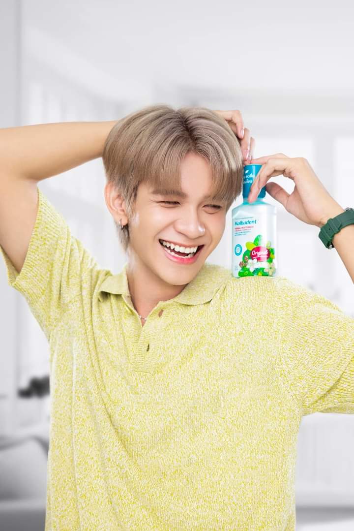 sansan_kh's tweet photo. မားရဲ့သားလေး အကြည်ဓာတ်အပြည့်လို့🥺🫶🩵
Ps. Shine for kolbadent commercial
#vitashine
#zawshinehtet
#vitamin
#trustentertainment
#rays
#baganbeginning
#khartawmi https://t.co/vS1y79FSvi