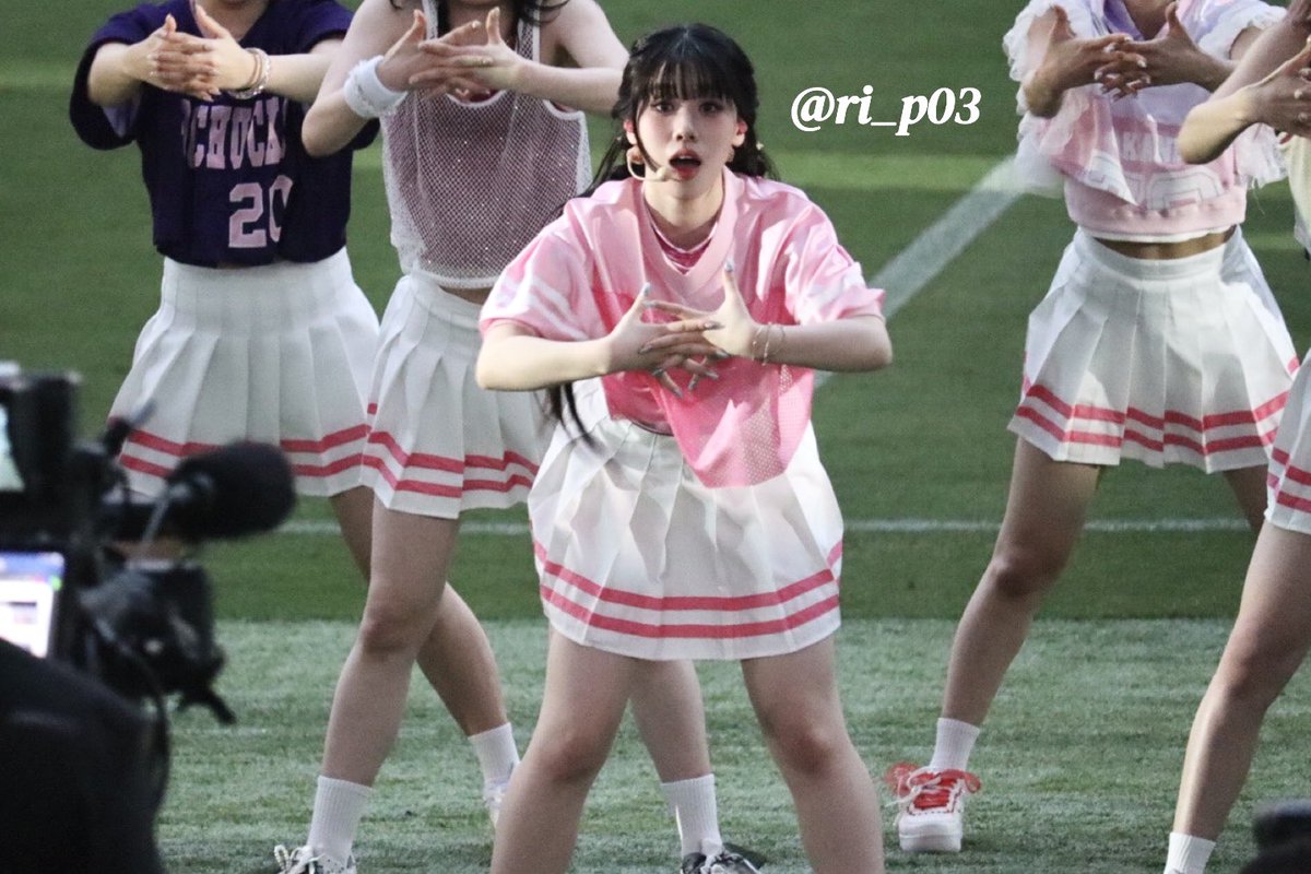 ri_p03's tweet photo. 240803 ME:I 国立競技場

#高見文寧 #AYANE  #ME_I 
#ミーアイ #미아이 #JIS2024 #Jリーグ https://t.co/02xnM3A38j