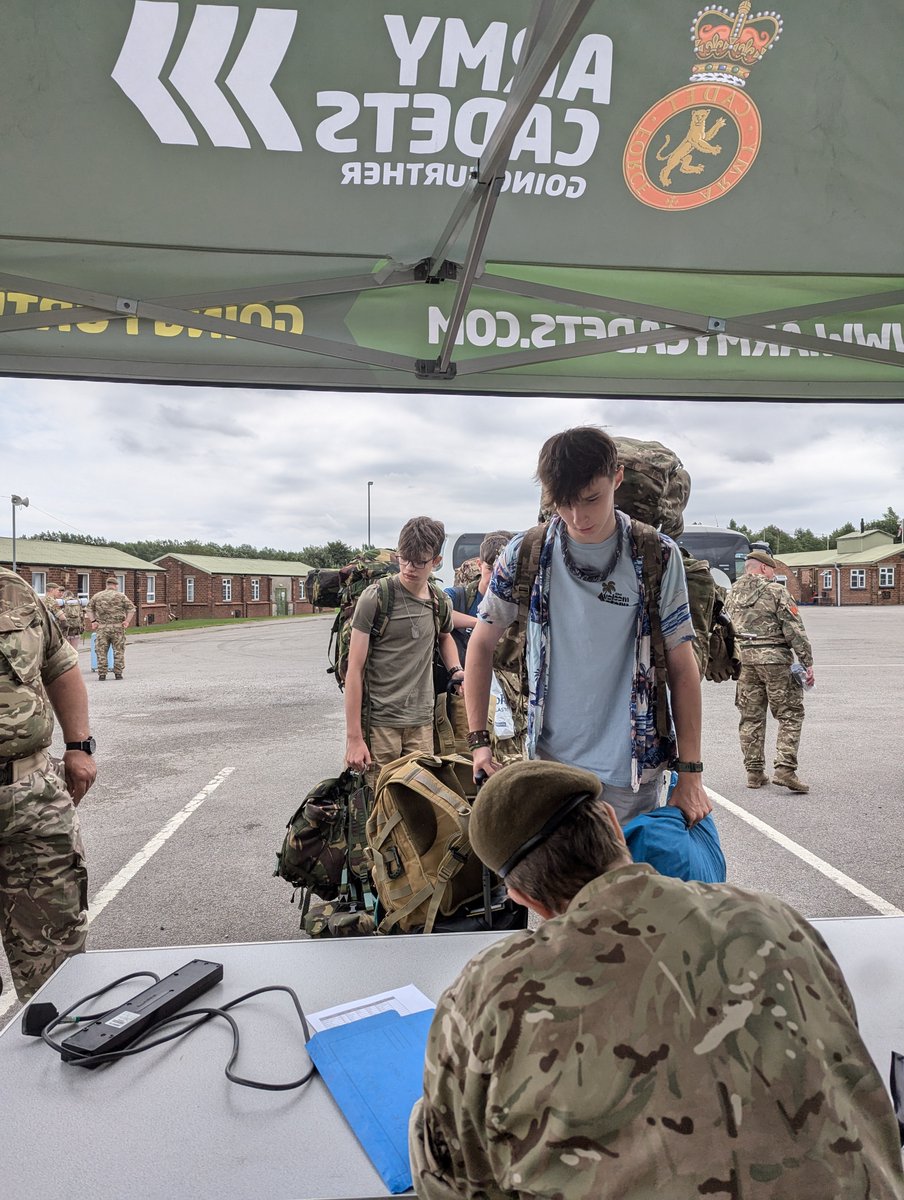 Annual Camp Begins!
Cadets arrived safely and checked in with their training groups. They then made a quick dash to their accommodation to claim the best beds (those closest to power sockets!) and are now on a familiarisation tour of the camp.