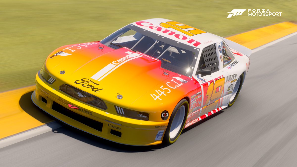 Charlie Thompson tweet media