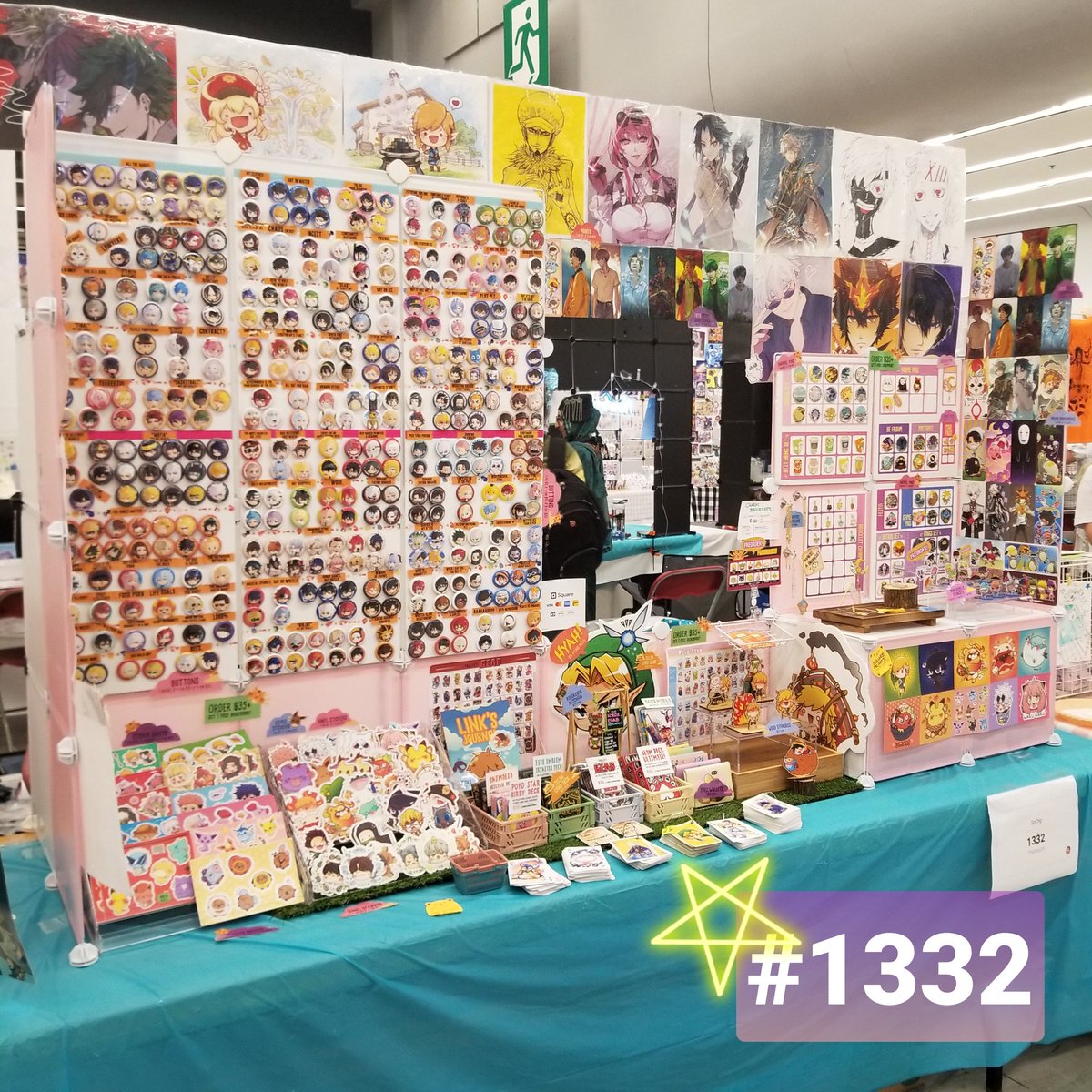 SoChg_'s tweet photo. We're setup at Otakuthon (table 1332) this weekend 💖!

Thanks to those who stopped by yesterday and for being so understanding of our continual internet issues 💀😭 https://t.co/aaU8y3gBbG