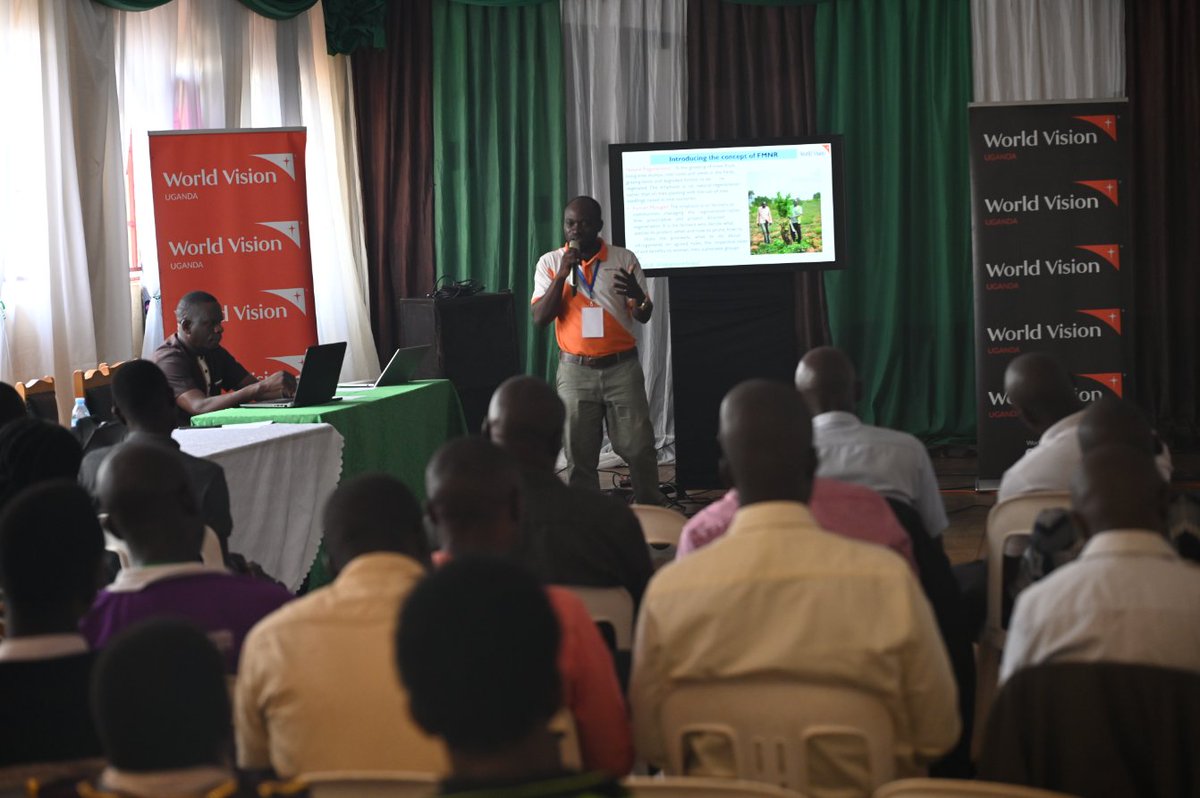 WorldVisionUg's tweet photo. During the ongoing Agricultural Show in Jinja, World Vision, in collaboration with the Uganda Farmers Federation, held a joint symposium to raise awareness about Farmer Managed Natural Regeneration (FMNR). 

#AgricShow24 #FMNR https://t.co/PKXYz3iy9t