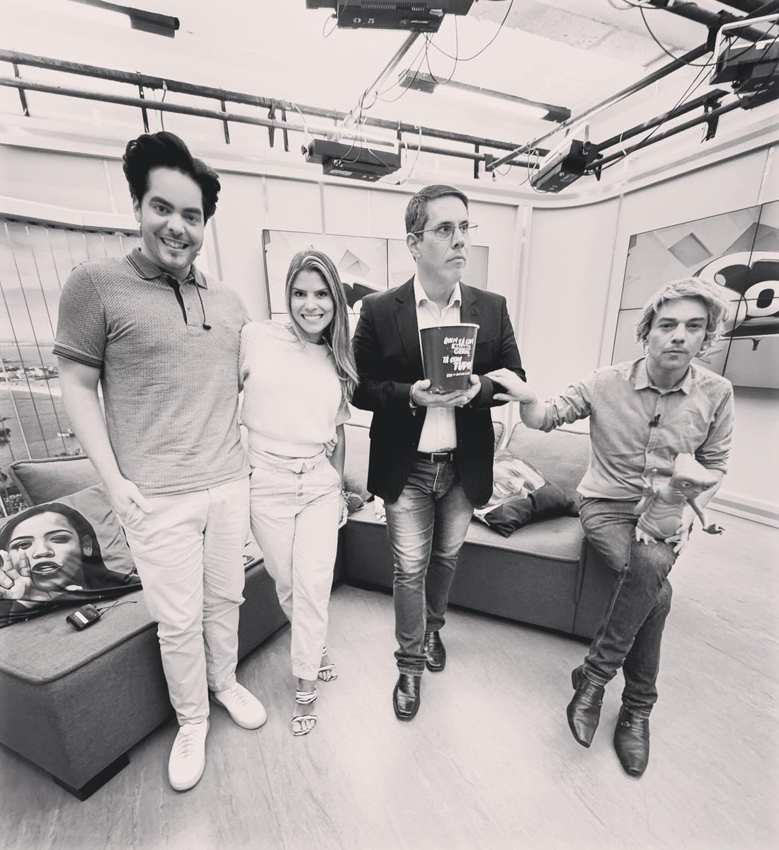 Michelitos79's tweet image. Hoje tem #sofazão no ➡️ @esbalancogeral !! Vamos contar tudooo!