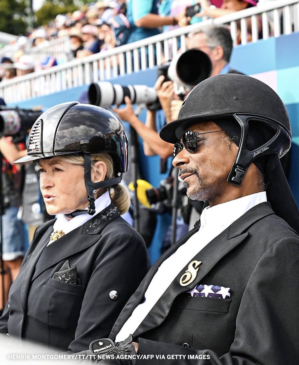 Snoop and Martha in equestrian gear is the pic I didn’t know I needed to see today