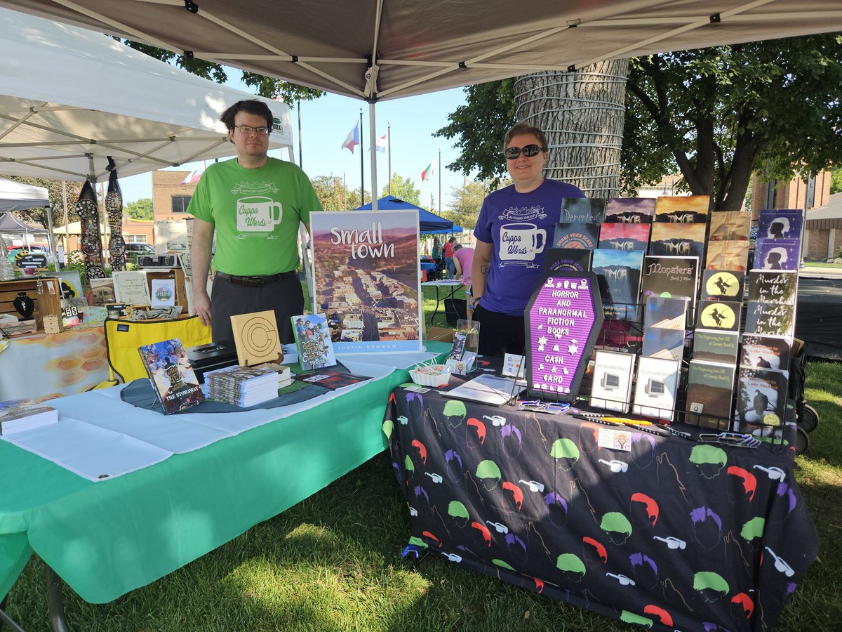 CuppaWords's tweet photo. Authors Sarah J Dhue and Justin Kennon will be at Melting Pot Market 10am-2pm! stop by and pick up some new books! 🌤🎪📚 https://t.co/YYwusBa1eb