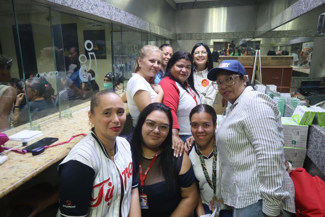 Jornada de Atención Integral a nuestros Adultos y Adultas Mayores, atendiendo a las Parroquias José Casanova Godoy y Pedro José Ovalles del municipio Girardot #Aragua, más de 200 personas han sido atendidas en el marco de la Gran Misión Abuelos y Abuelas de la Patria